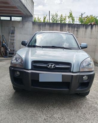 Hyundai tucson CRDI 2.0 4WD