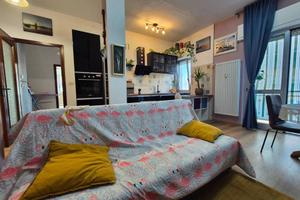 Appartamento di 74 m² con 3 locali e box auto a Cu