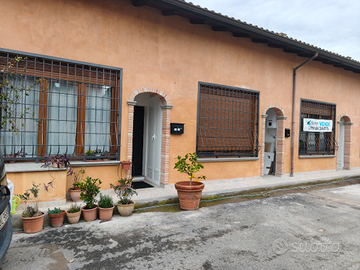 Via Appia ad.te,villini a schiera 2 livelli nuovi