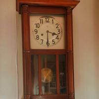 Orologio vintage a pendolo