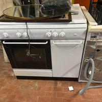 cucina indesit 5 fuochi