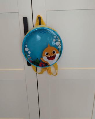 Zainetto babyshark.