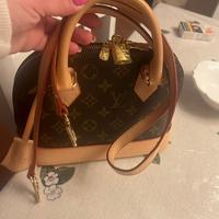 Louis Vuitton alma monogram con tracolla
