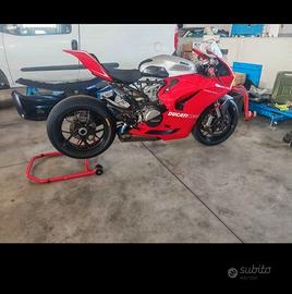 Ducati Panigale V2