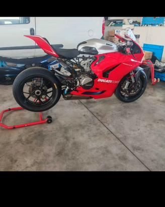 Ducati Panigale V2