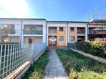VILLA A SCHIERA A ASOLA