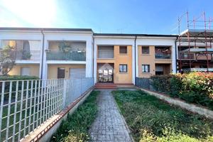 VILLA A SCHIERA A ASOLA