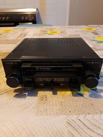 autoradio vintage d'epoca vecchio con manopole