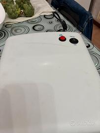 Due fornetti asciuga unghie