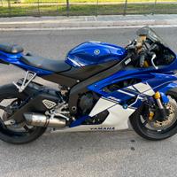 Yamaha R6 2011