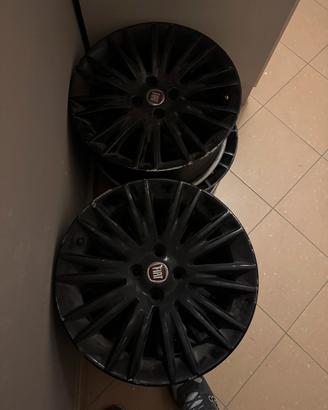 Cerchi in lega originali Fiat 500 16” neri 4x98