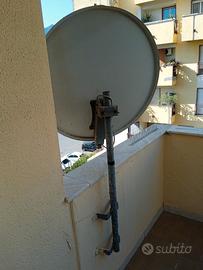 Parabola 60x100 con decoder staffa e telecomando