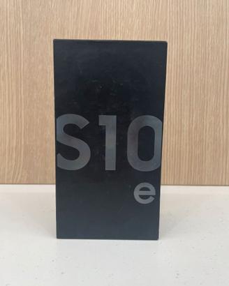 Samsung Galaxy S10e 6 GB / 128 GB Prism Black
