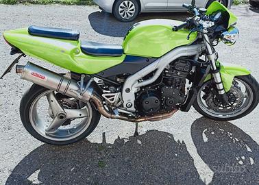 Triumph Speed Triple 955i - 2002