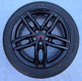 Ruota con cerchio Alutec e pneumatico