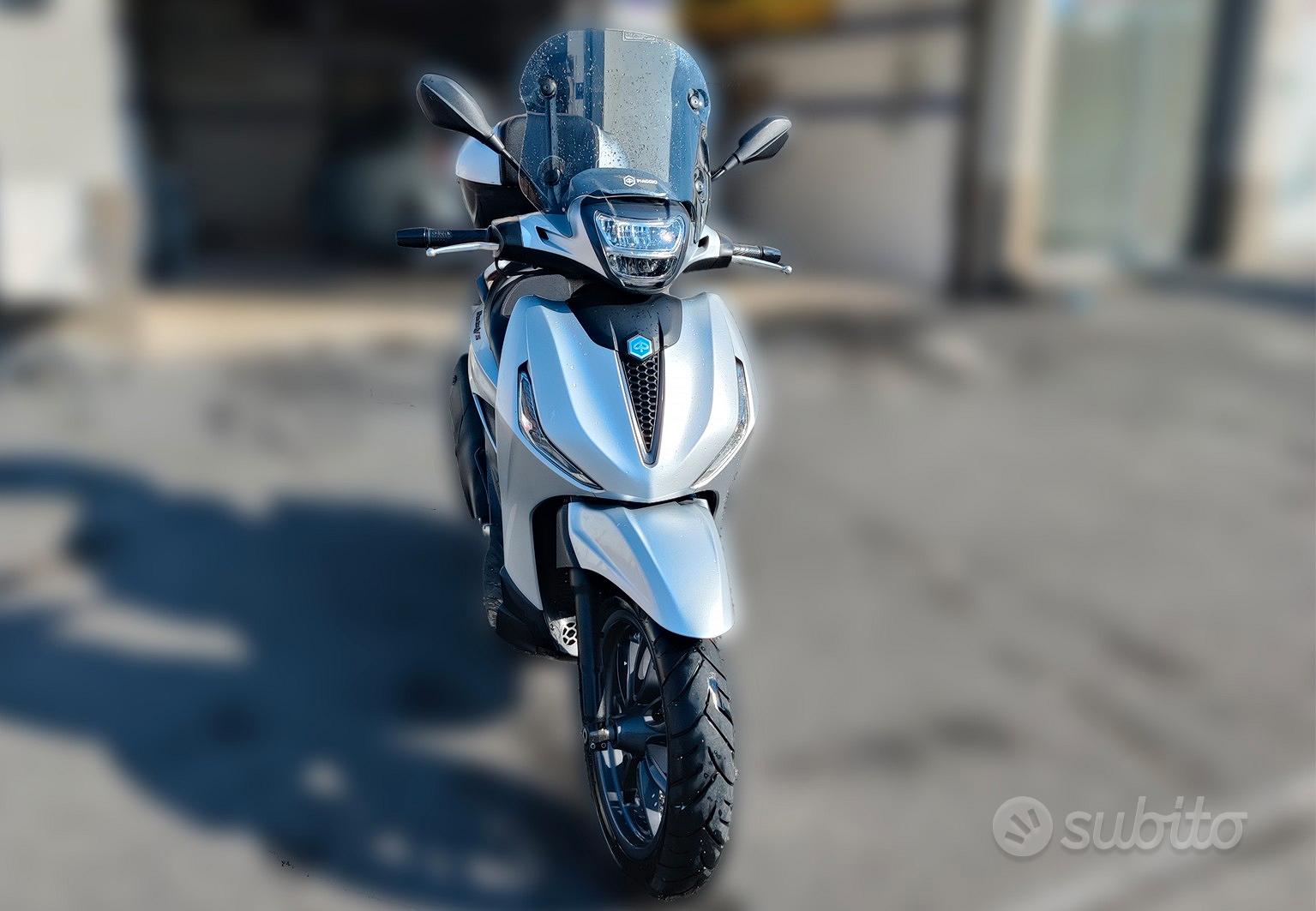 Piaggio Beverly 400 2021 Moto e Scooter In vendita a Roma