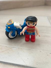 Wonder woman lego duplo