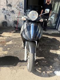 Piaggio Beverly 500 Tourer ie