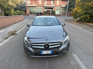 Mercedes-benz A 180 CDI Premium sinistrata