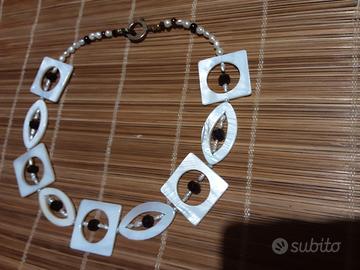 Collier Granati Antichi in Madreperla e Perle