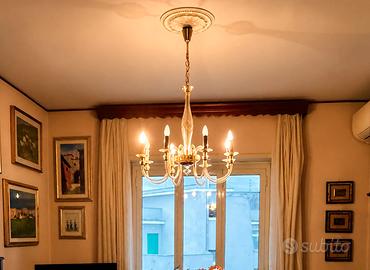 Lampadario antico in vetro di murano