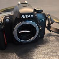 Nikon F75 analogica