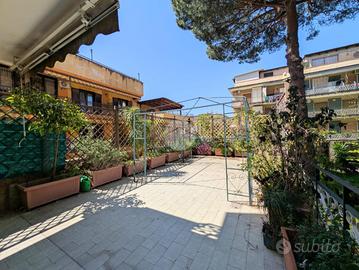 3 LOCALI A MELITO DI NAPOLI