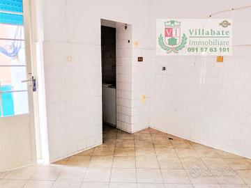 P.Rialzato 3 Vani - cucinotto - wc doccia- Terrazz