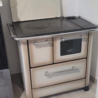 cucina/stufa Nordica a legna