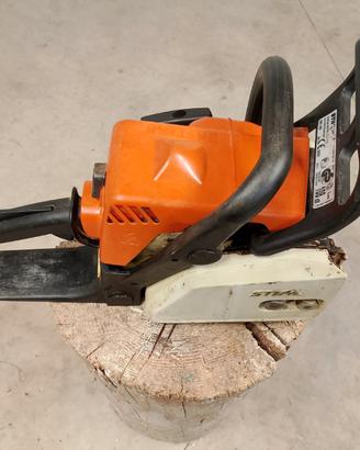 Motosega stihl ms180