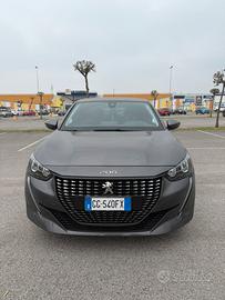 Peugeot 208 PureTech 100 CV EAT8 (Automatica)