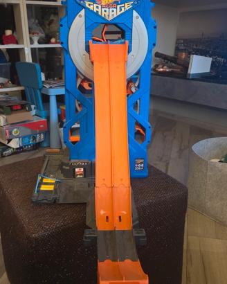 Hot Wheels MEGA GARAGE