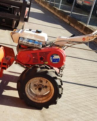 Motocoltivatore Kubota GN185-TS con Pala Frontale