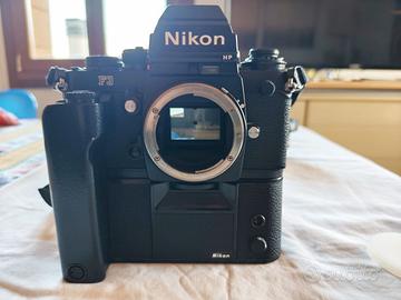 Nikon F3 HP Pro Kit Completo - Anni '80
