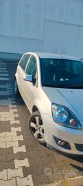 Ford Fiesta benzina per neopatentati 