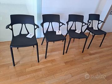 Sedie nere Kartell in polipropilene
