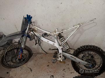 Scheletro motocross pit bike