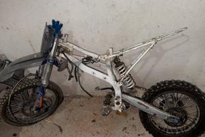 Scheletro motocross pit bike