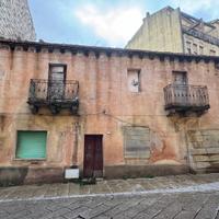 Immobile calangianus