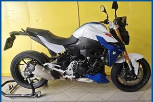 BMW F 900 R Garantita e Finanziabile