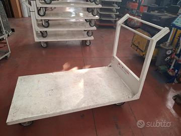 Carrello a piattaforma