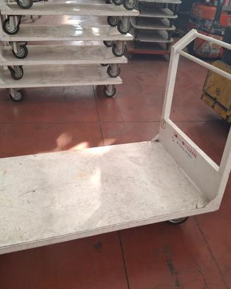 Carrello a piattaforma
