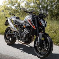 KTM 790 Duke L - 2024