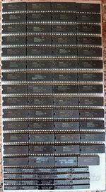 Circuito integrato ram statica 8 bit D43256AC