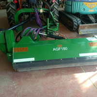 Trincia erba giraffa per scarpate