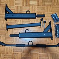 Sbarra per trazioni a muro + Manubri regolabili