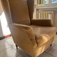 2 Poltrone + divano 2 posti in velluto beige