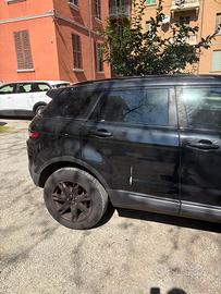 Auto incidentata