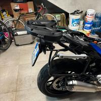 Supporto valigie e bauletto givi BMW F900XR