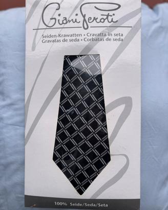 Cravatta in seta